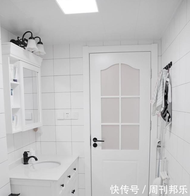 拖把|同是小户型卫生间,闺蜜家却如此干净整洁,打开门就能把人迷住!
