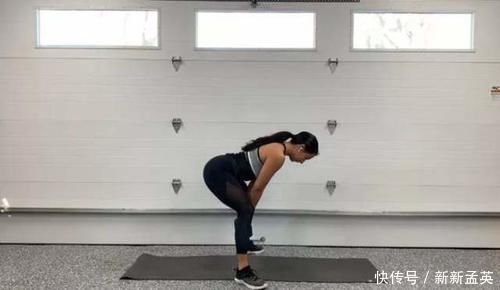 右腿|5个高强度蜜臀塑形训练动作，只需要一只哑铃就能够在家完成