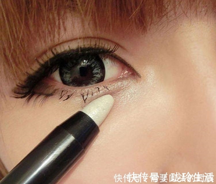 雷品 避雷!新手刚入彩妆都踩过的平价雷品!