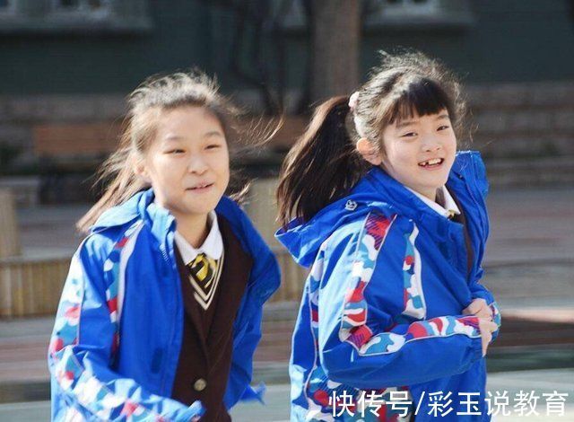 小学生|小学生因名字特殊,老师担心学生跑光,点名时只能叫“郝同学”