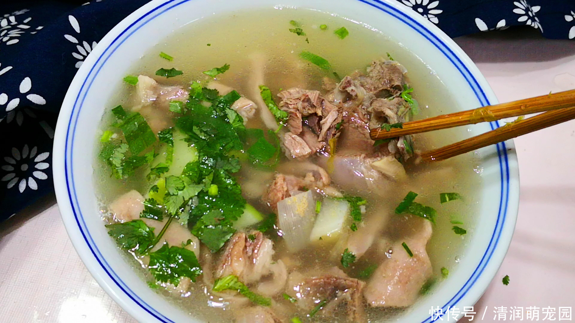  鲜美|炖羊肉汤，不要焯水也不要直接炖，教你正确做法，鲜美不膻也不柴