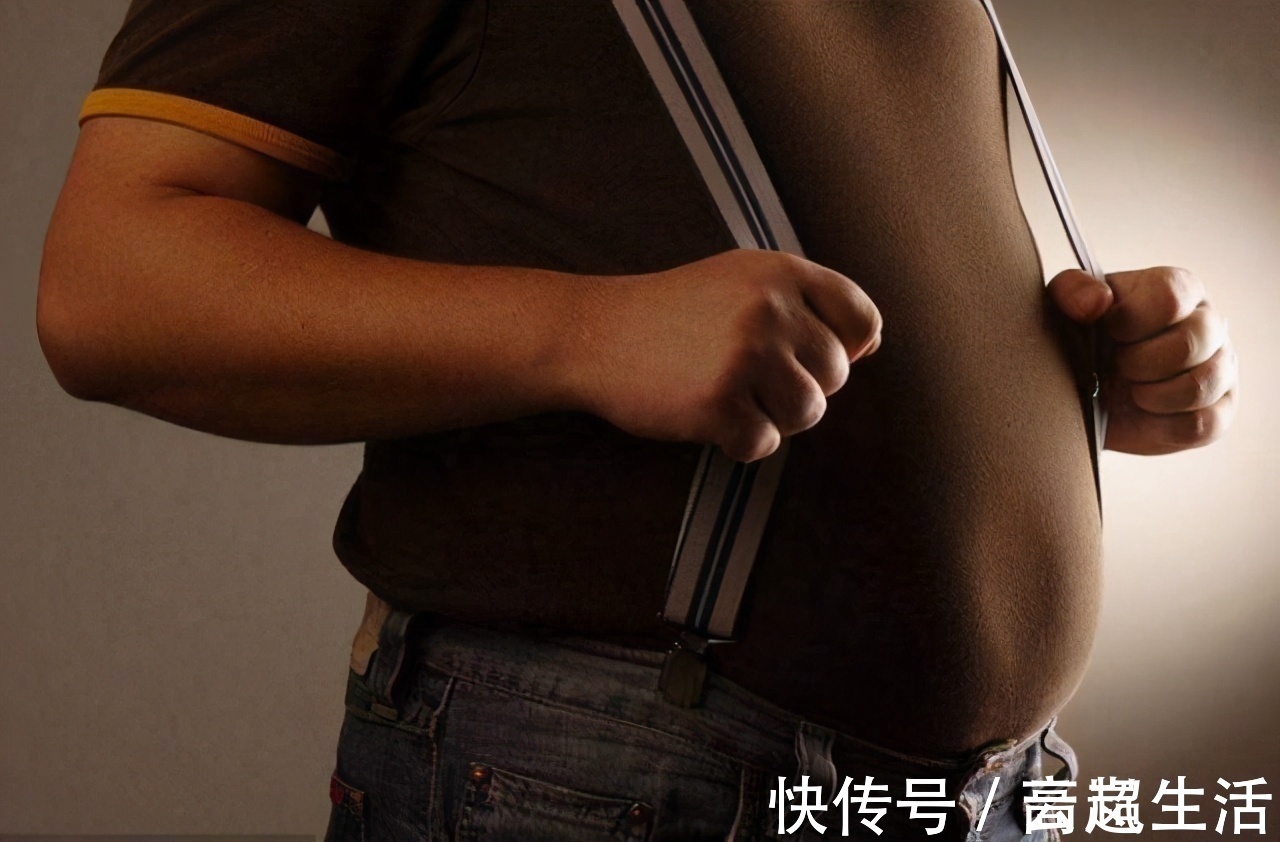 衰老期|男人开始衰老,有6个表现!占3个以上,可能已提早步入衰老期