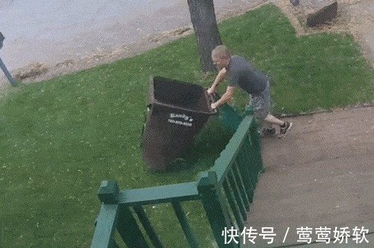 |搞笑GFI:这一看就是小情侣,要是老夫老妻的,男子早就怒了