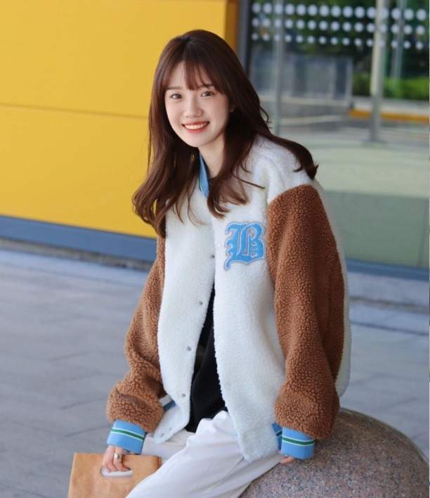 外套|冬天的第一件外套非“羊羔毛”莫属,保暖时髦还减龄,潮人都上头