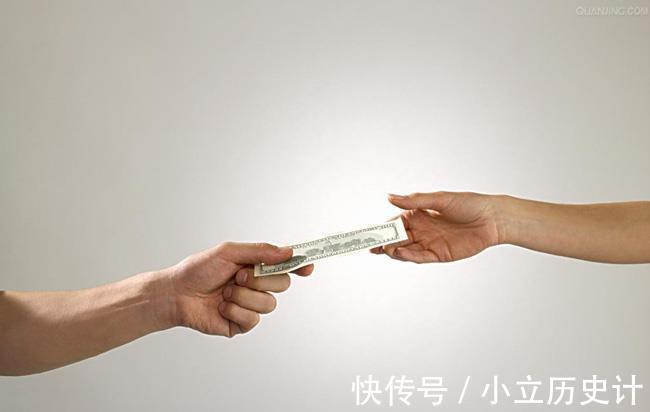 自卑|只要家里不是很穷,就别在孩子面前做这两件事,否则自卑伴随一生