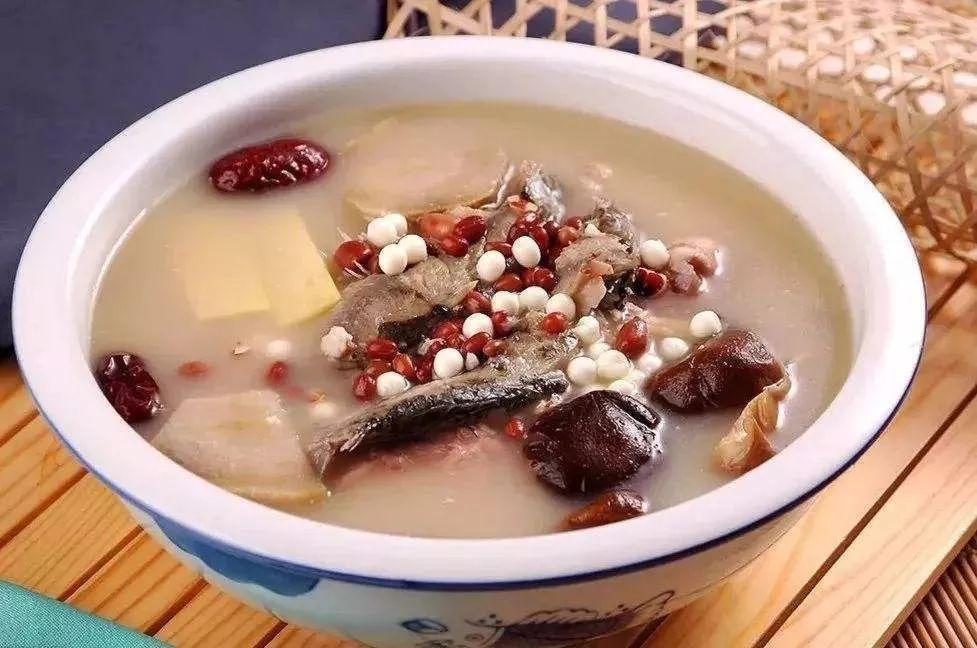 脾胃|一碗非常强大的除湿粥,三种豆子一起煮,脾胃养好了,湿气跑光光