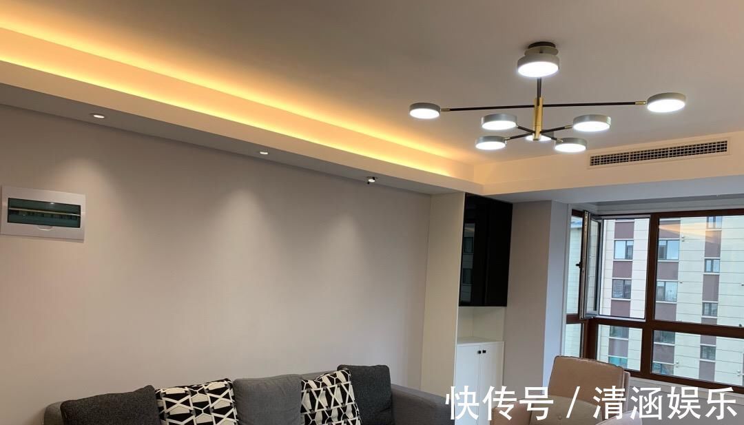 吊顶|她家面积不大,入户鞋柜非常实用,橱柜不到顶很方便使用,晒晒