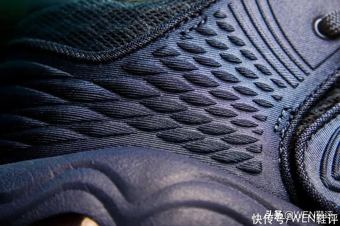 无痕橡胶|2020年度最强实战的平替？Asics Invade Nova开箱