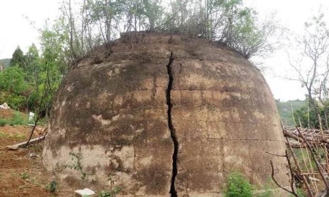 满清|清朝灭亡后，满清贵族的日子过得有多惨？王爷当车夫，公主摆地摊