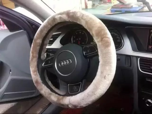 千万别|提醒！坐车时千万别让孩子穿羽绒服，车内这些东西也会致命！