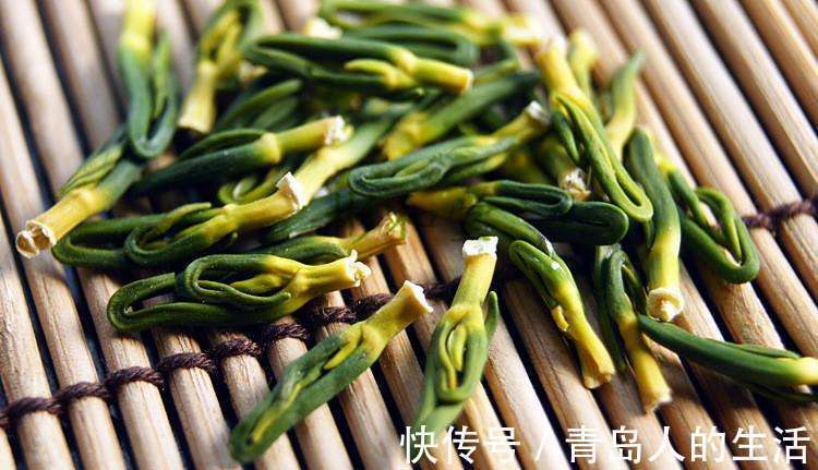 莲子|晚上经常失眠,多梦莫慌!每天坚持用此物泡水,让你一觉到天亮