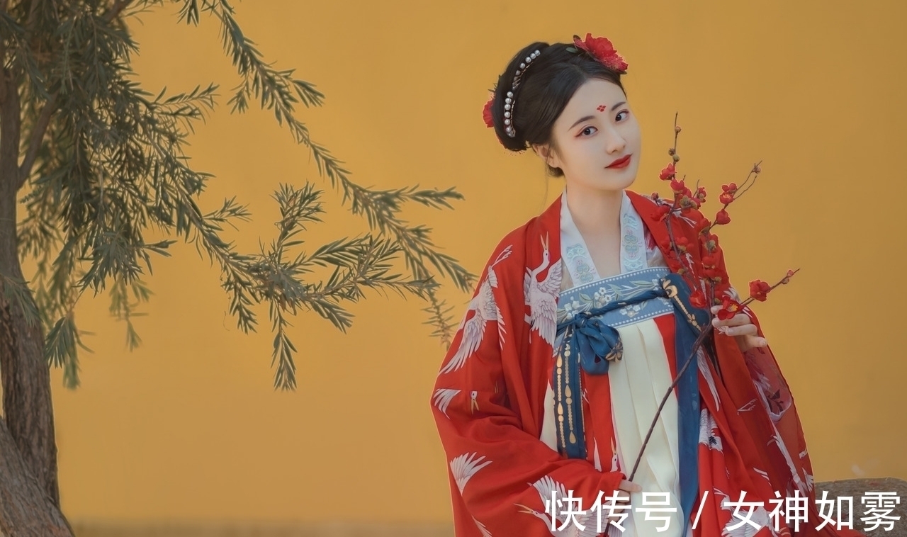 金枫!诗·八首丨淤泥深处寻佳偶,嫁与清香捧玉来