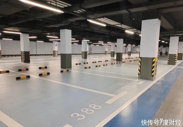 买房|买房时,要不要连停车位一块买?看似简单,很多人却没弄明白