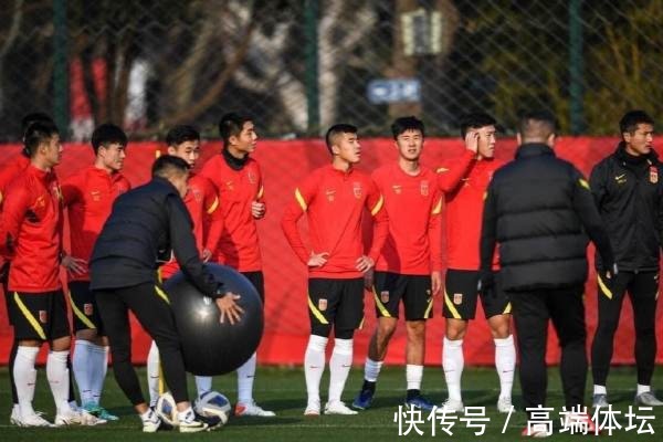 出国踢球|留洋也能拿顶薪!李磊告诉你,出国踢球比中超挣得多