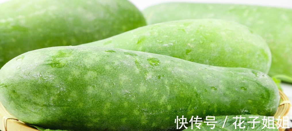 冬瓜|买冬瓜,选深绿色的还是浅绿色的口感差别大,以后别选错了!
