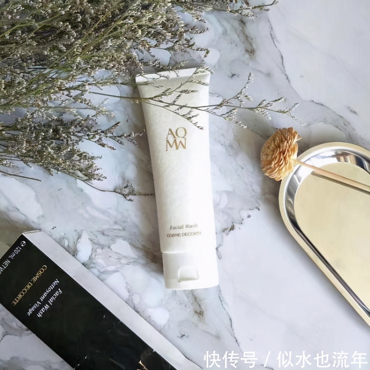 卸妆|洗面奶种草:深层清洁卸妆,细腻毛孔,让每个毛孔都畅快呼吸