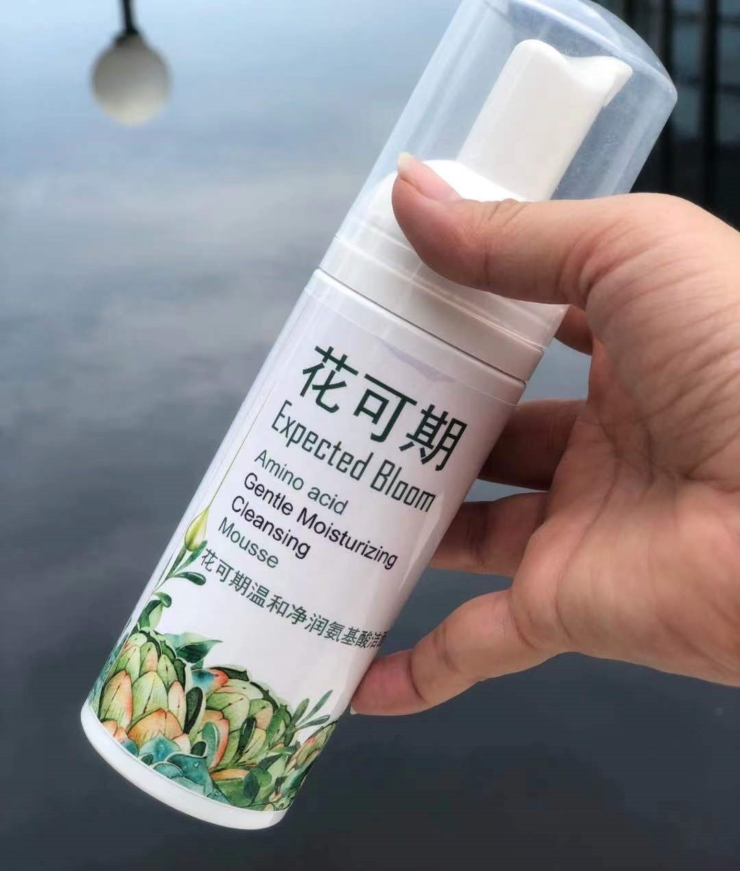 氨基酸洗面奶 洗面奶没挑对,护肤等于白搭,洗面奶你选对了吗? 柔润保湿。