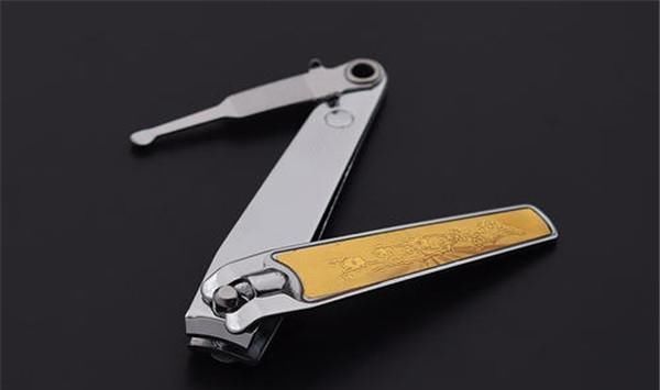 家里有指甲刀的要留意,上面还有6个隐藏功能,我也是才知道
