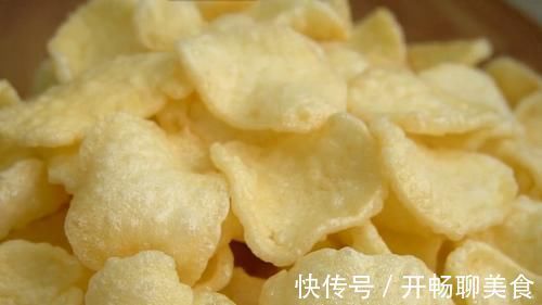 想吃薯片不要买了，用4个土豆做一锅，20秒出锅，放一个星期还脆