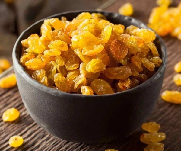 好处|早上吃几粒葡萄干，竟然有想不到的好处，不仅抗衰降压，好处多多