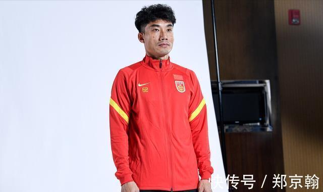 李霄鹏|世预赛前7天,国足创纪录奇兵诞生!42岁中超功勋紧急换装+双身份