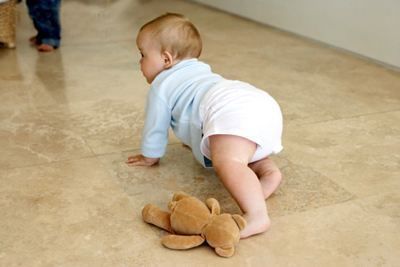 宝妈|先爬后走的孩子，和不爬就走的孩子有何不同将来3方面差距明显