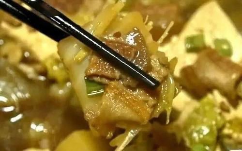 暖和|天冷,教你炖一锅懒人美食,鲜美滋补又营养,一碗下肚全身都暖和