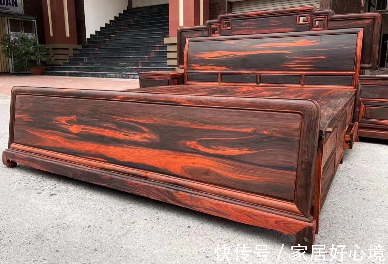 |红木师傅不知道怎样介绍红木家具,是不是一个笑话