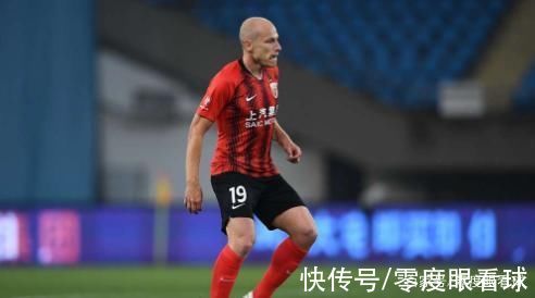 前场|上港0:0闷平恒大，莱科临场指挥出现3大败笔，自毁武功让人看不懂