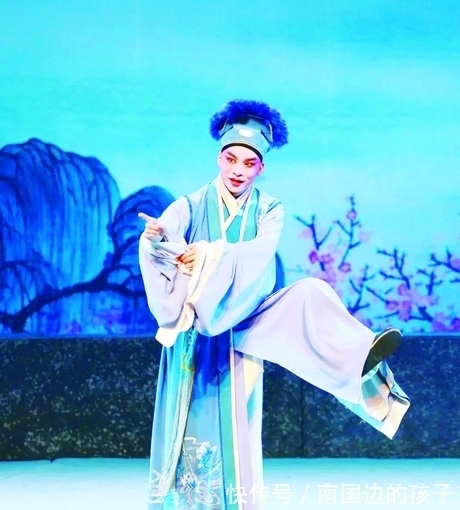 人物|演员“活着”,舞台上的人物就是活的