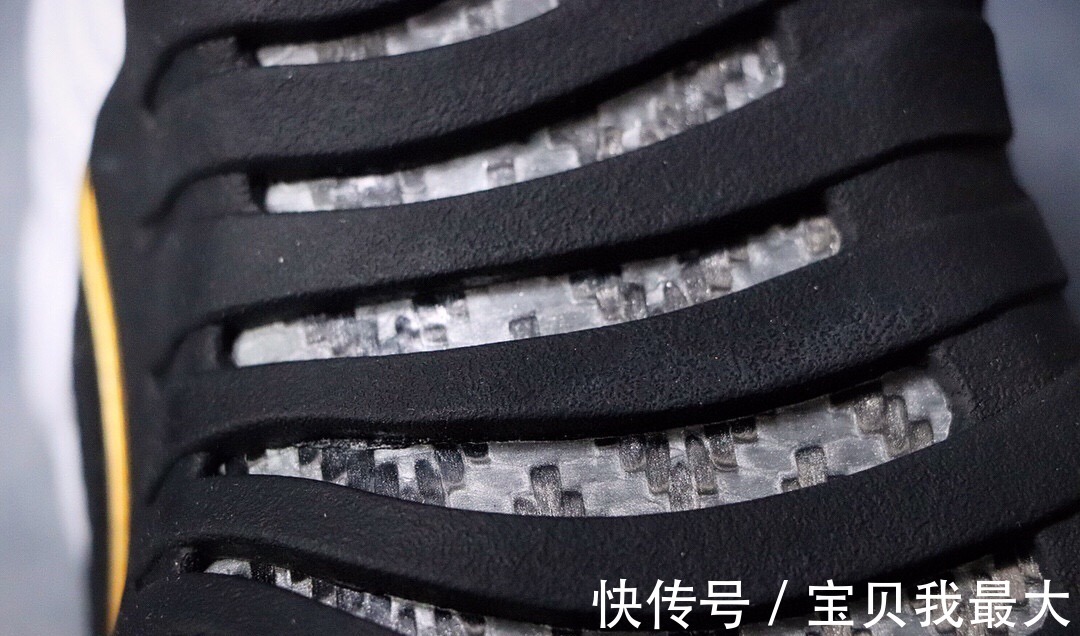 nike 耐克Nike Air Jordan 12 “Royalty” 黑白金！