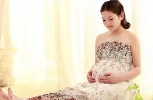 剖宫产|46岁产妇为要儿子拼三胎,剖宫产后虽得子,家人一看当场崩溃