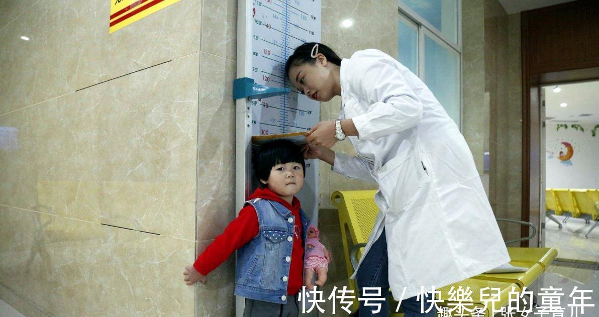 游泳|宝宝5岁前接触2类运动过多,反而可能“毁身高”,别不信