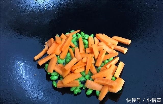 山药去皮后|清炒山药怎样做才清脆不发黑?教你一个小妙招,做出来爽口不变色