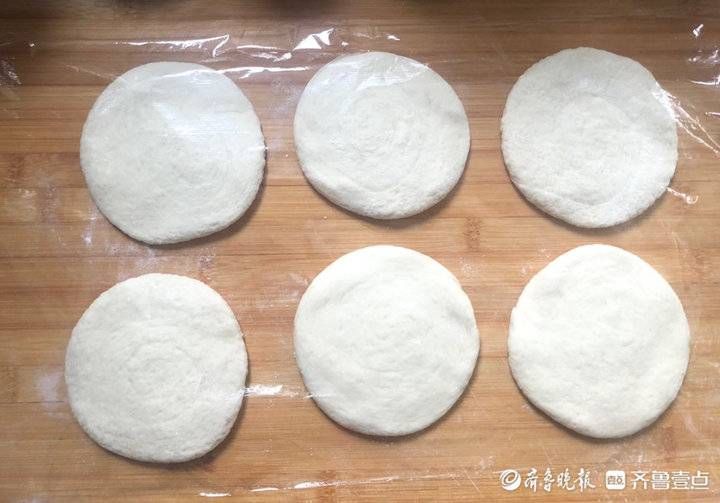 超简单！壹粉教你在家做肉夹馍，配方拿走不谢|壹粉食堂| 牛耘