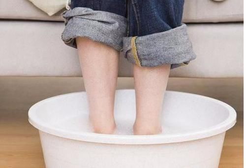 会长寿|养生:泡脚2不能、洗澡2不宜、洗头2不要,做好细节,或会长寿