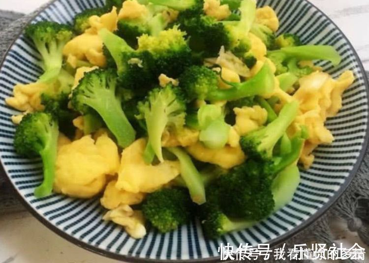 美白护肤|40岁女性可以多吃三种食物,美白护肤,滋润身体,好处多多