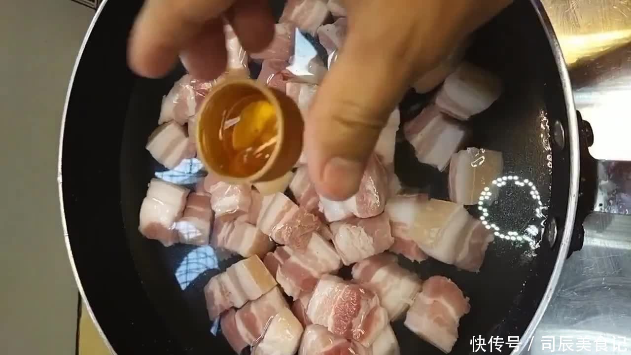 好吃|豌豆烧肉的做法,兼具营养和美味,好吃不油腻,缓解眼睛疲劳