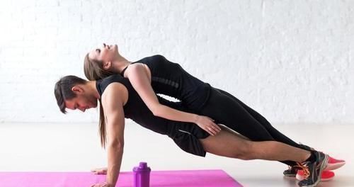 男性|男人经常做俯卧撑，会有什么好处，一次做多少个合适，来了解下