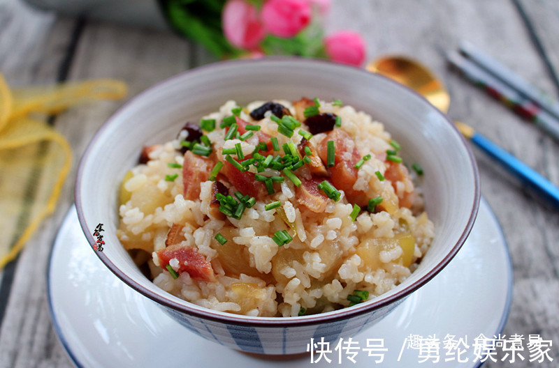 秋天,不妨试试此款焖饭,简单快捷又好吃,增强身体免疫力