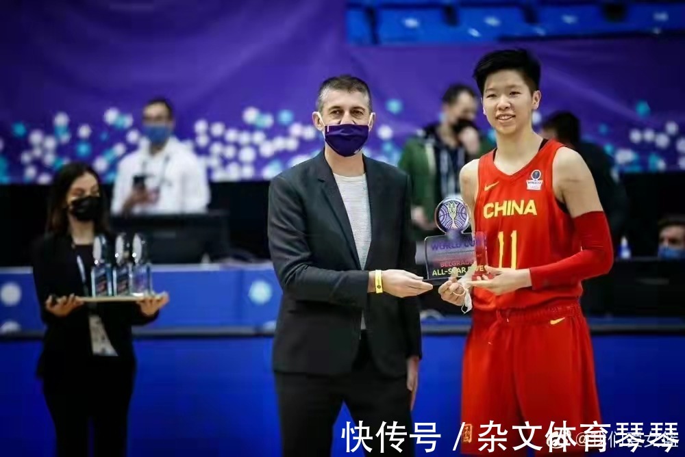 法国|恭喜中国女篮!大胜法国挺进世界杯,中国男篮该学一下了