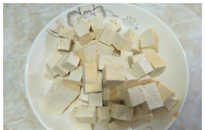 下饭|豆腐这样做真好吃，香辣下饭，爽口入味，赛过麻婆豆腐