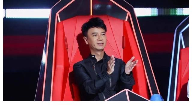 王靖雯|《2021中国好声音》首播告捷，导师上演跨时代音乐对话，重磅选手引发抢人大战