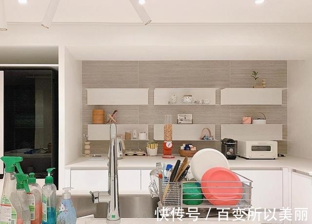 极简|韩国女主的极简之家曝光全屋简单清爽,低欲的生活精致又温馨!