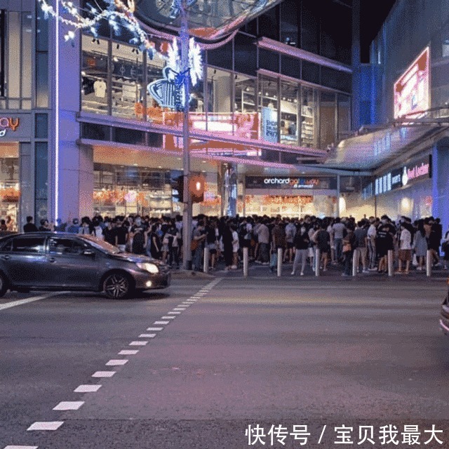 Yeezy|今早Yeezy 350红字、AJ4 刺子绣登场!你抢到了吗