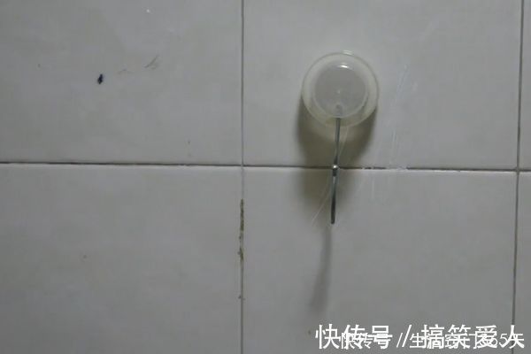 衣架|洗衣液用完瓶盖不要扔!简单改造一下放在家里,省钱又实用!