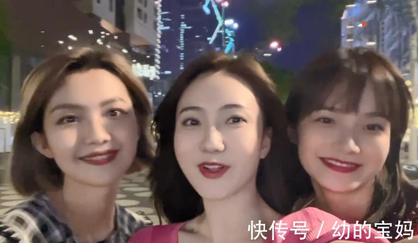 橙子|《心动4》橙子近照,穿运动短裙打网球,“竹竿腿”令人羡慕