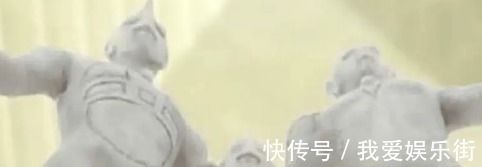 阿姨|还以为迪迦旁边的那两个奥特曼是废案背景板无疑,清洁阿姨直接带回家