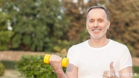 几种运动行为会加快你衰老,要及时避免,不然会功亏一篑