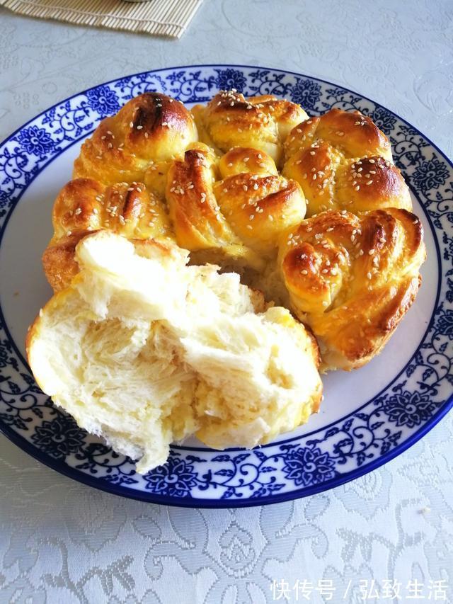 面包新做法，不揉手套膜，简单快速，外酥里软，人人都会做的面包